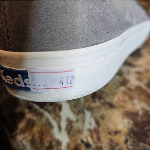 Keds women's low slip-on gray shoes size 10. 412 - Picture 11 of 11